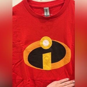Disney incredible tee. Only worn once, great condition